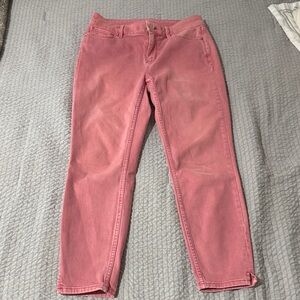 White House Black Market Pink Ankle Jean, slim cut